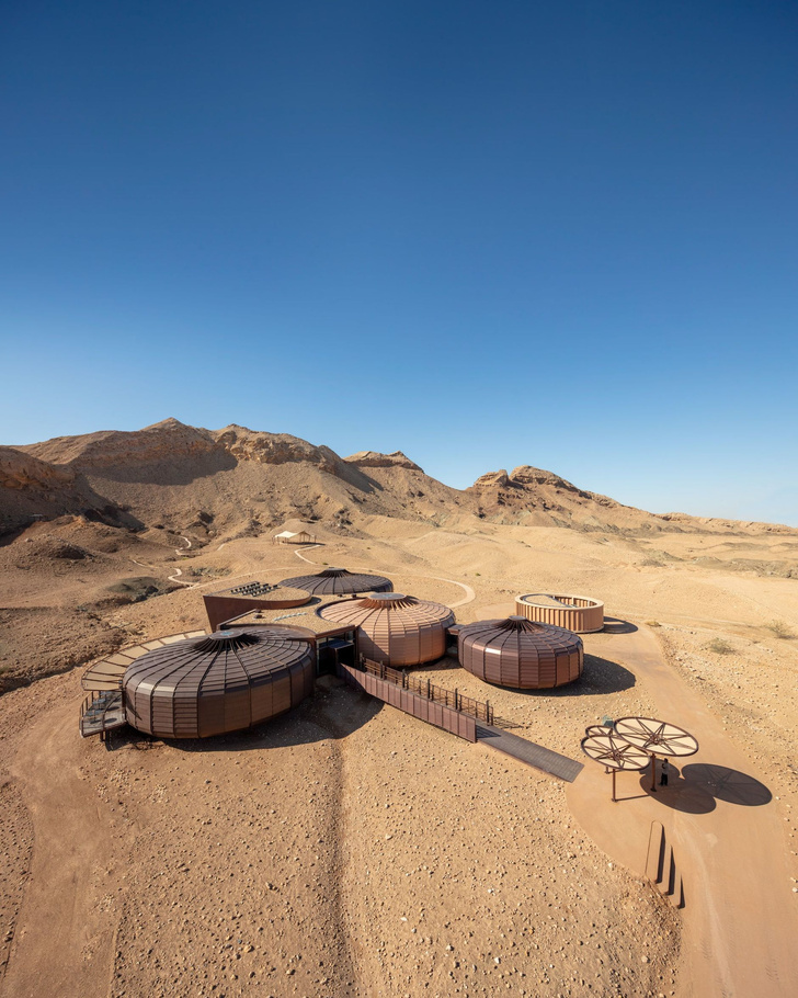 «Марсианский» парк в ОАЭ по проекту Hopkins Architects (фото 6)
