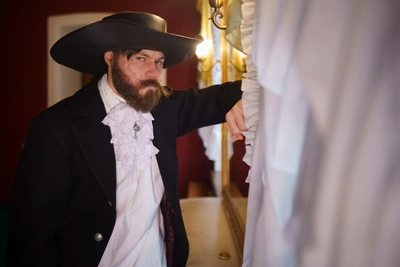 Олег Гаас стал мстителем Дубровским в новом сериале