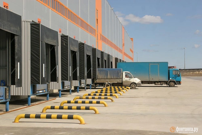 Четверть рынка — у маркетплейсов. Склады в Петербурге стонут от вакантности | Источник: Огнев Михаил / «Фонтанка.ру»