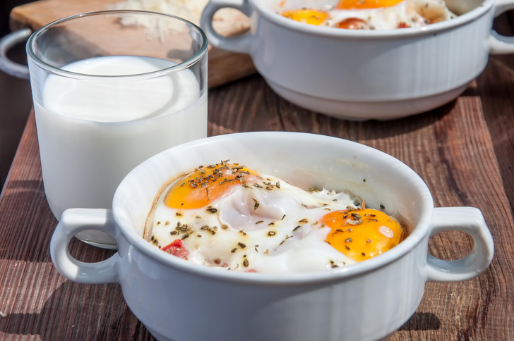 Литературный рецепт яйца-кокот «Мастер и Маргарита» для быстрого завтрака