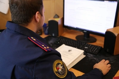Петербуржец получил условный срок за взятку автоинспекторам