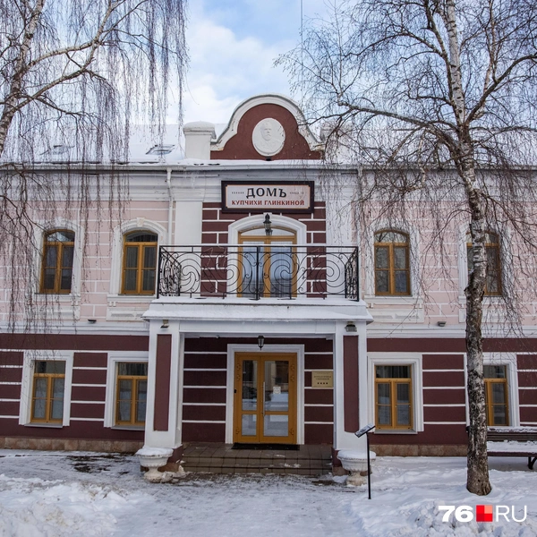 Фасады зданий выглядят ухоженными | Источник: Кирилл Поверинов / 76.RU