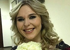 Пелагея впервые после родов вышла на сцену