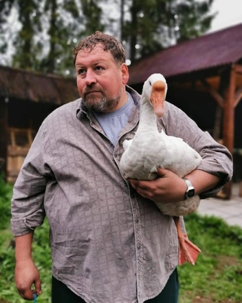 Так Дужников выглядел до преображения | Источник: stas_duzhnikov / Instagram (экстремистская организация, деятельность запрещена на территории РФ)