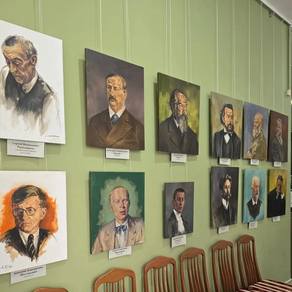 Портреты известных композиторов написаны современным художником | Источник: Ирина Булгакова / Voronezh1.ru