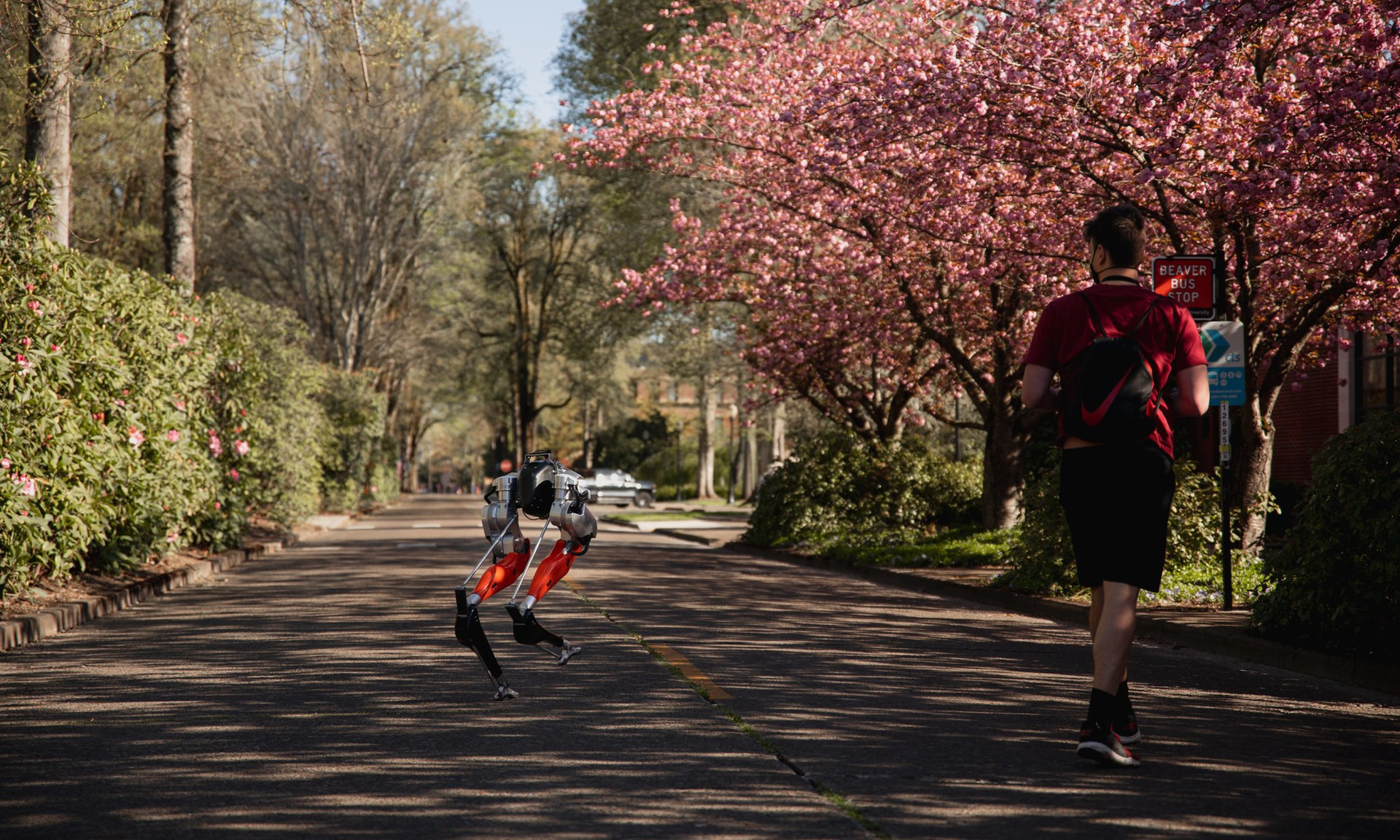 Робот впервые пробежал пять километров