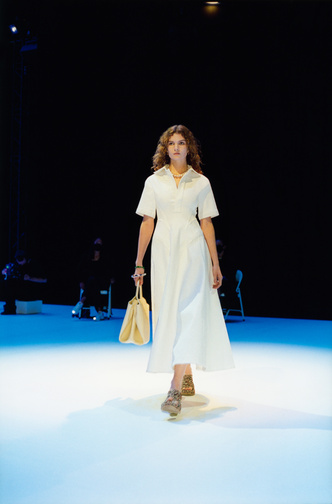 Вязаные платья, огромные сумки и латекс в новой коллекции Bottega Veneta