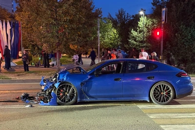 Появилось видео аварии с Porsche в Юбилейном микрорайоне