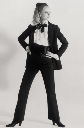 Фото №2 - Вещи-легенды: модное наследие Yves Saint-Laurent