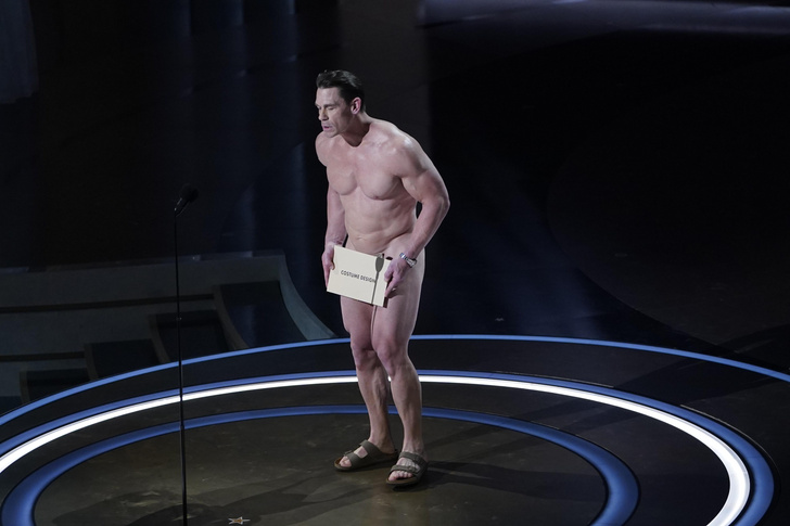 Кто появился на «Оскаре-2024» абсолютно голым?