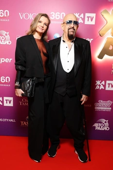<p>Михаил Шуфутинский и Светлана Уразова на премии «Жара Music Awards-2023»</p>