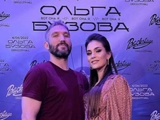 Не хватает только Глаголевой! Видео праздничного обеда, на который Овечкин собрал всю семью в Турции