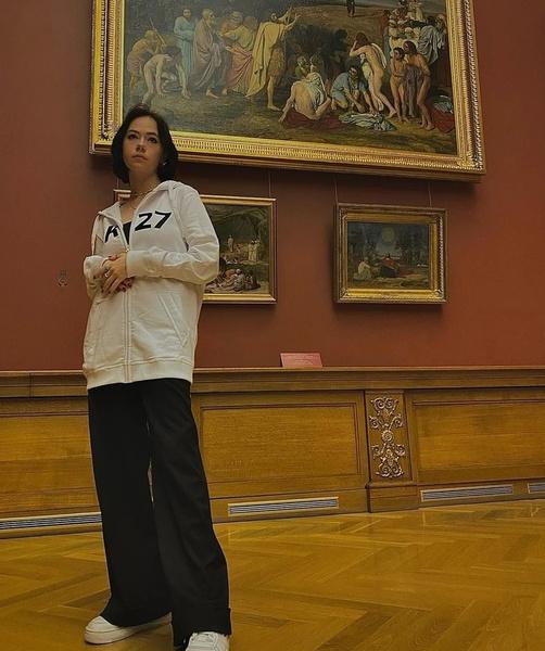 Вера Ефремова решила продолжить актерскую династию