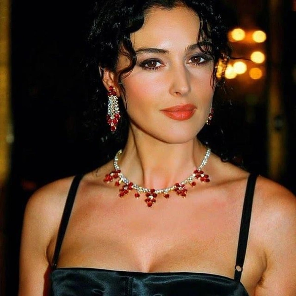 Источник: monicabellucciofficiel