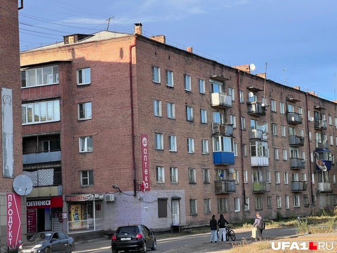 Люди спокойно ходят по улицам — и никто никого массово не грабит | Источник: Андрей Бирюков / UFA1.RU