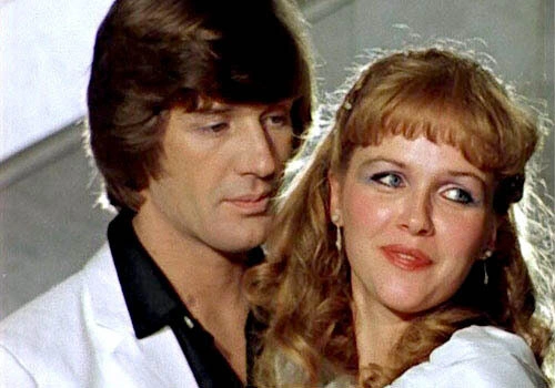 Основная сюжетная линия фильма&nbsp;— не просто про преодоление любовью препятствий, но и про взросление главного героя | Источник: kinopoisk.ru