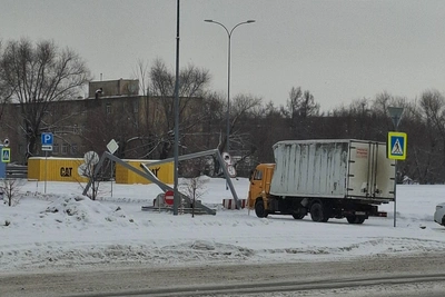 Broken barrier causes mass traffic violations at Chelyabinsk mall