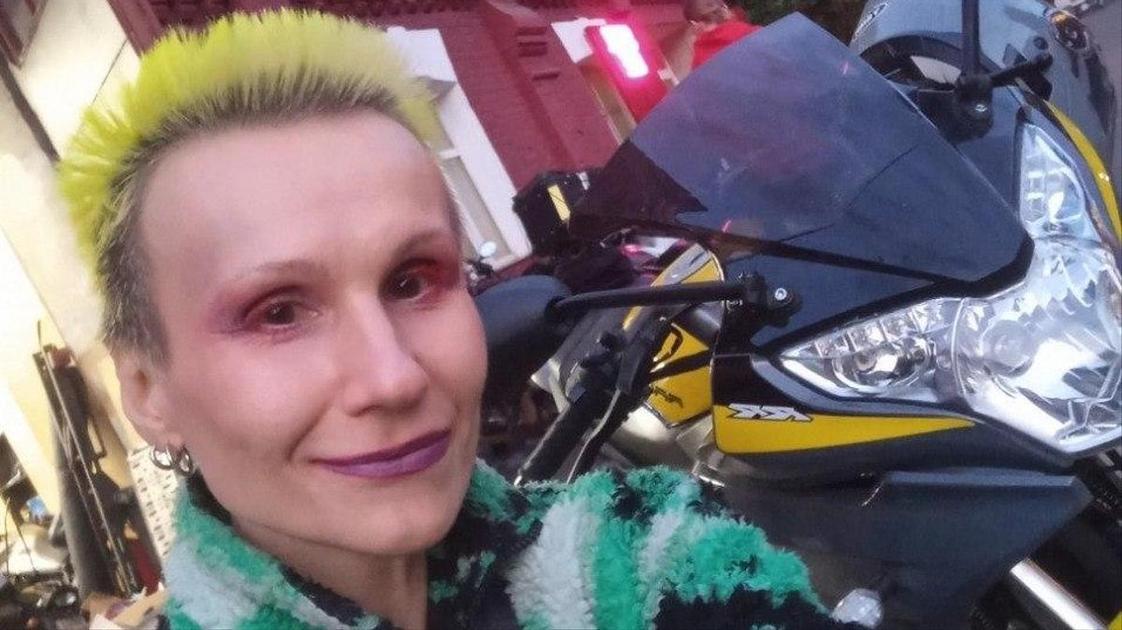 Мотоблогер Татьяна Броновицкая погибла в ДТП с самосвалом на ТТК в Москве