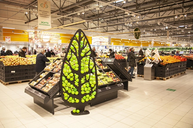 Покупать продукты в больших гипермаркетах безопаснее, чем в маленьких магазинах | Источник: гипермаркет «Глобус»