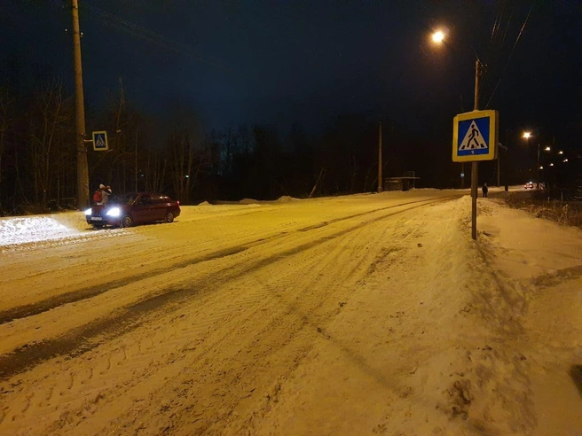 Здесь водители пропускают не очень охотно | Источник: Михаил Шишов