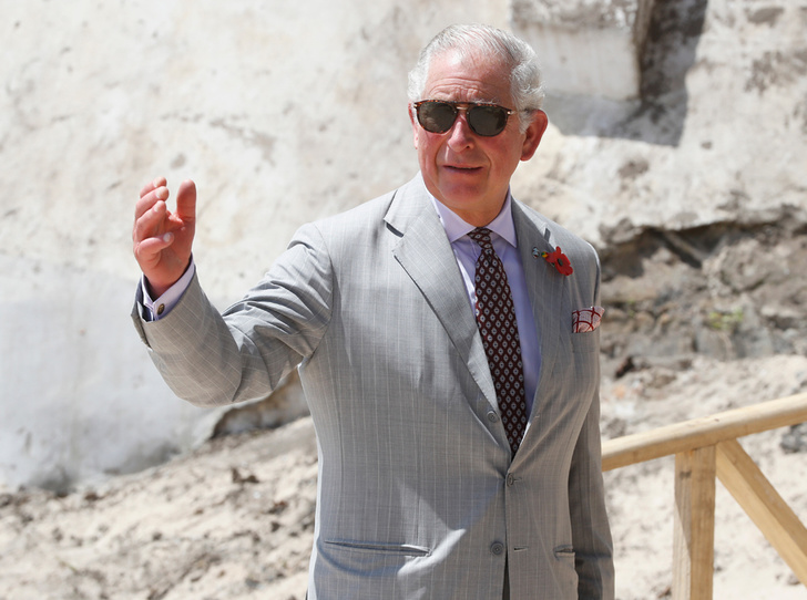 Неожиданно: зачем принц Чарльз хранит лоскуты от своих костюмов