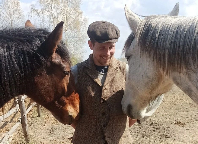 Силовики пришли в дом к рязанскому бизнесмену «в поисках запрещенной литературы» | ya62.ru