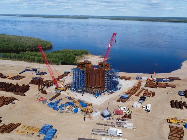 Строительство Ленского моста, вид с высоты | Источник: Группа «ВИС» | Российский инфраструктурный холдинг / T.me