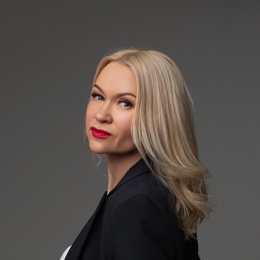 <p>Оксана Уткина</p>