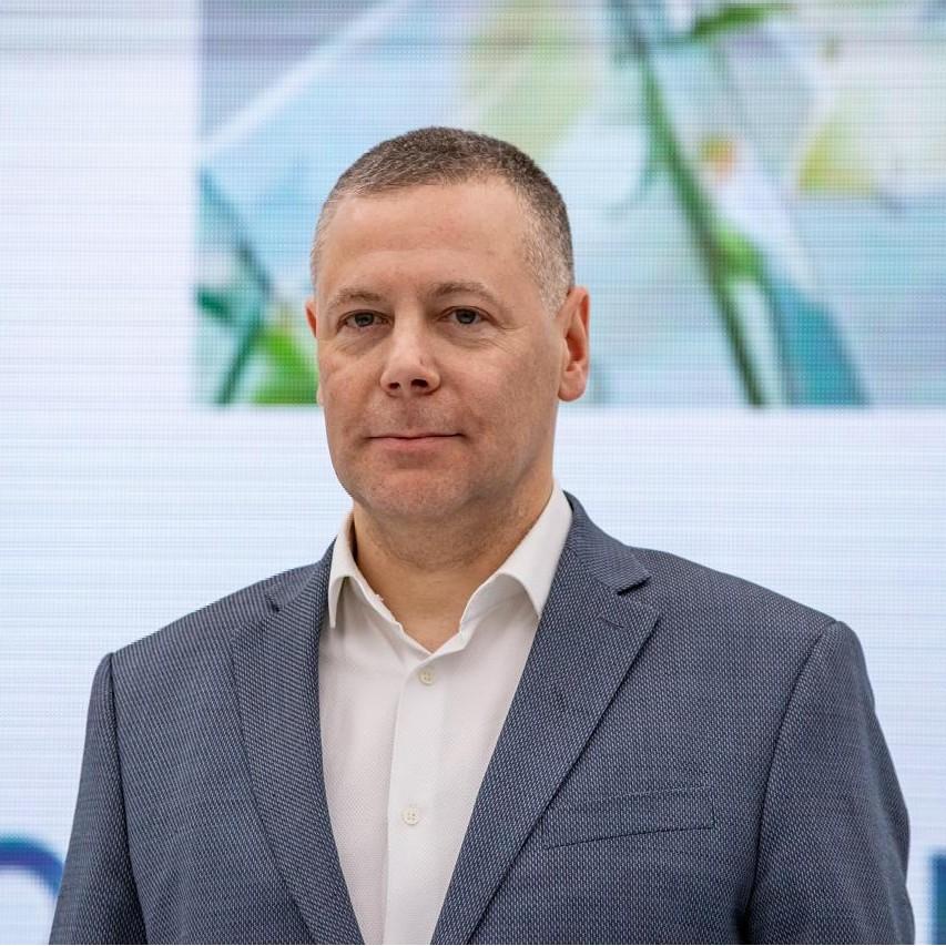<p>Михаил Евраев</p>