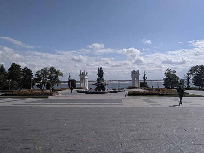Облака словно барашки волн на Волге | Источник: Сергей Бабинчук / t.me