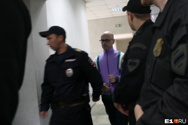 Владимир Пузырев в суде | Источник: Роман Марьяненко / E1.RU