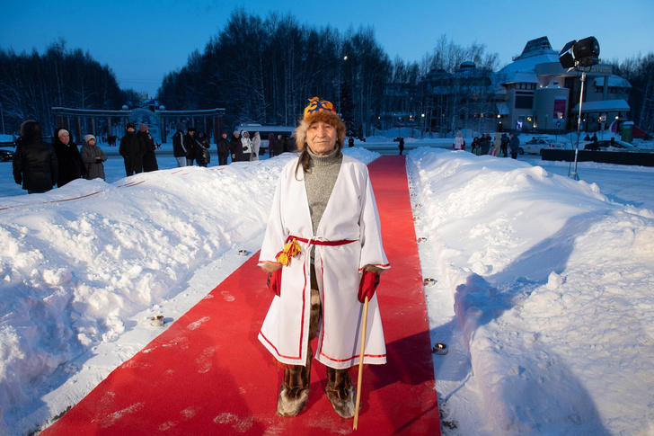 Михалкова предстала во своей красе, дочь Полищук «зажгла» ковровую дорожку: звезды на открытии фестиваля «Дух огня»