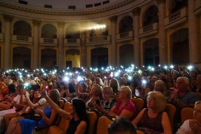 Фестиваль «Красная гвоздика» был возрожден в 2015 году после долгого перерыва  | Источник: sochi.ru