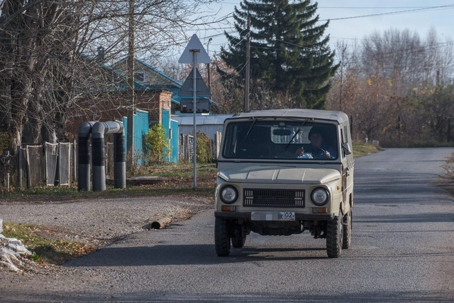 ЛуАЗ-969&nbsp;— выпускался в основном в украинском Луцке, но какое-то время собирался в России