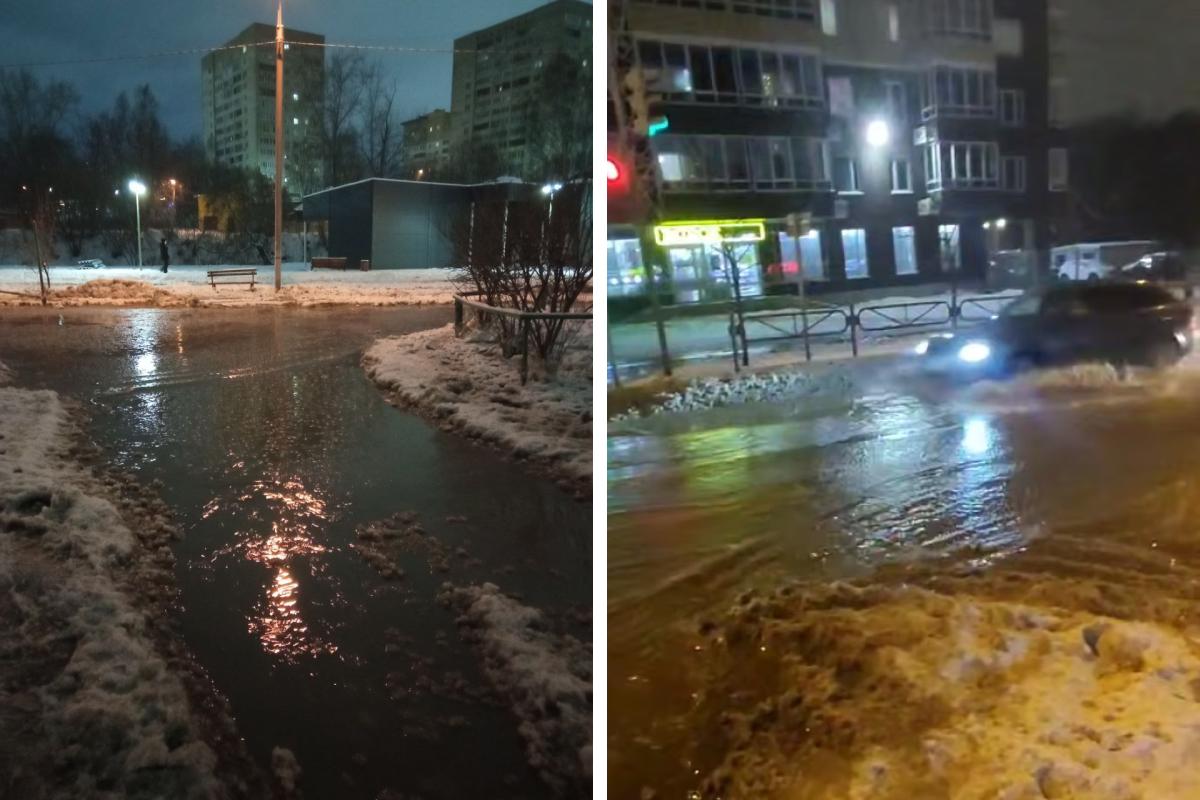 Бурлящие потоки воды и снежной каши: в Перми затопило Плеханова — вода вылилась на соседнюю улицу 