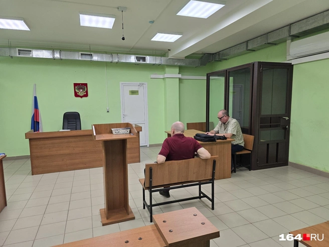 Прения сторон должны состоять из речей обвинителя и защитника | Источник: Семен Коротов-Майбах / 164.RU
