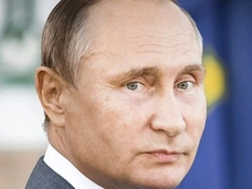 Владимир Путин оценил творчество Сати Казановой
