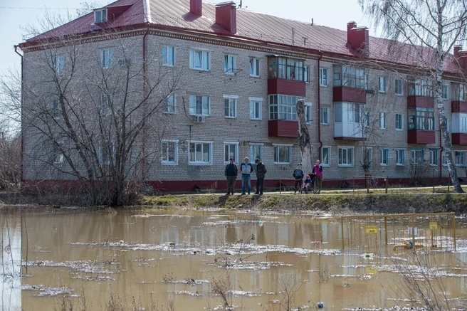 Вода подошла и к многоэтажкам | Источник: правительство Тюменской области