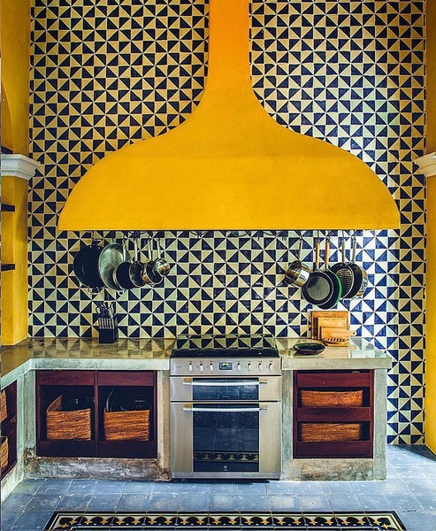 Необычные кухонные фартуки: 20+ примеров | myDecor