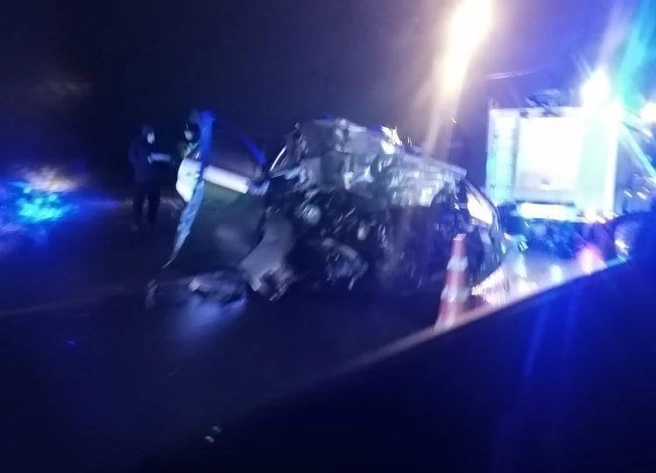 На трассе М5 у границ Рязанской области расплющило легковушку | ya62.ru