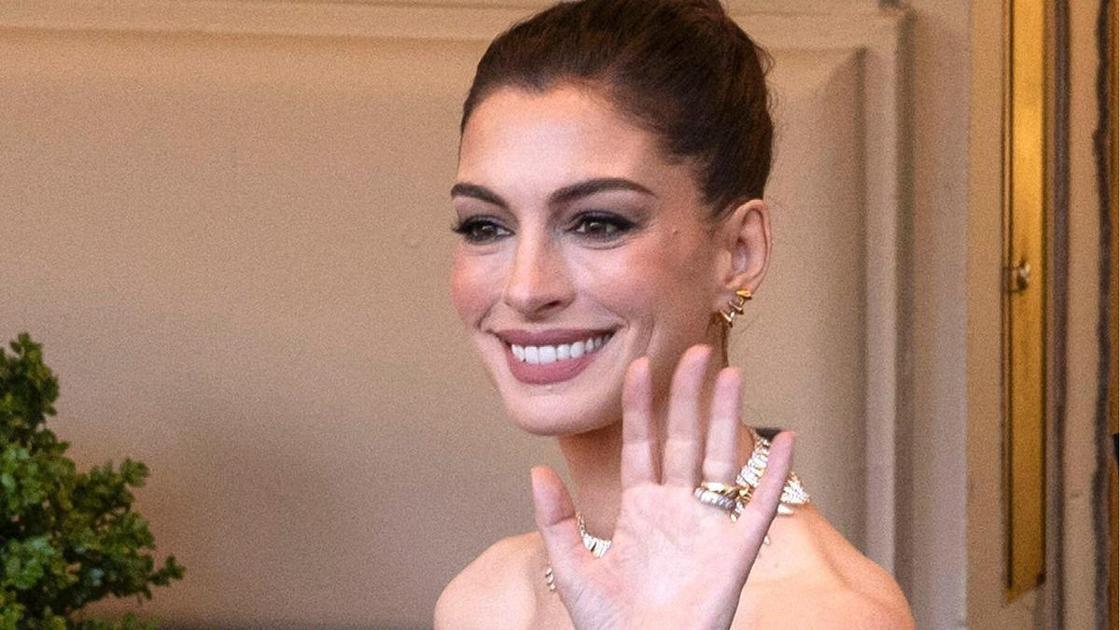 43-летняя Энн Хэтэуэй беременна!