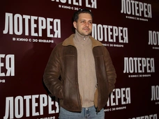 Бикович пропустил премьеру «Алисы в Стране Чудес» ради сына, муж Пинчук рассказал об алиментах: соцсети звезд