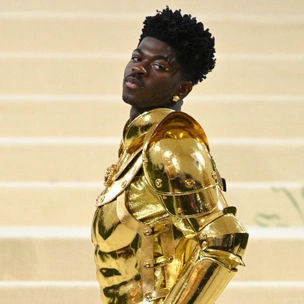 Эпатажному поп-исполнителю Lil Nas X грозит до 12 лет тюрьмы после инцидента в Лос-Анджелесе