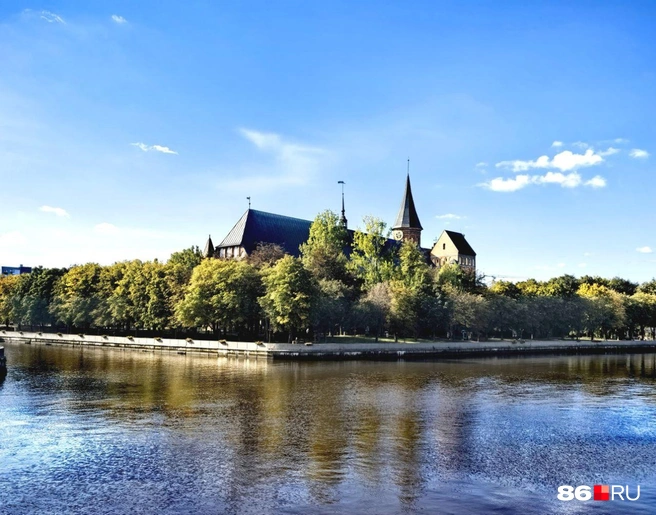 Так остров Канта выглядит со стороны | Источник: Анастасия Шевякова / 86.RU