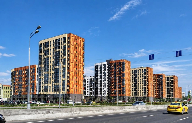 Некоторые покупатели сметают квартиры в новостройках за МКАД, другие выбирают за те же деньги старый фонд в обжитом районе старой Москвы | Источник: Михаил Контуев / MSK1.RU