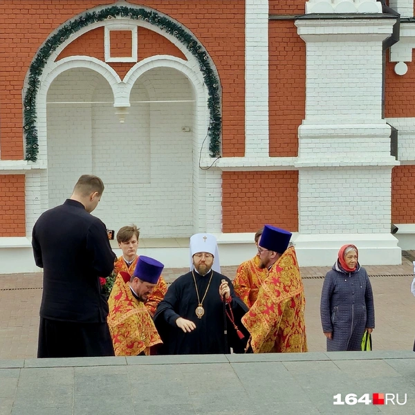 Встреча митрополита | Источник: Виктория Федорова / 164.RU