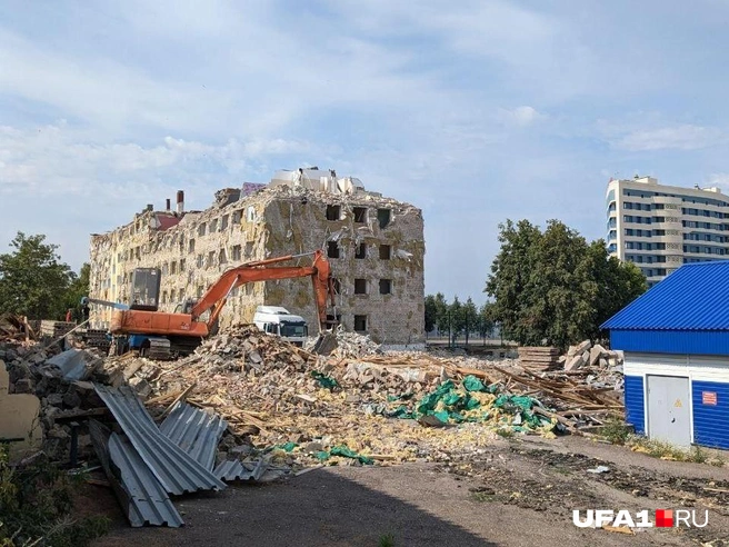 Снос общежития в 2023 году | Источник: Булат Салихов / UFA1.RU