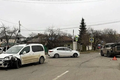В Ставрополе в ДТП пострадал водитель иномарки