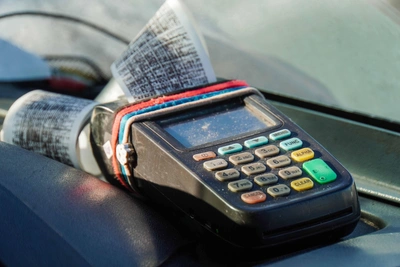 Водитель маршрутки в Омске высадил школьника при -32°C