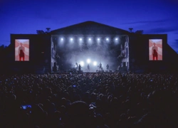 Земфира вернется на большую сцену этим летом